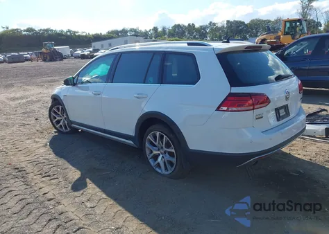 2019 Volkswagen Golf Alltrack Tsi S/Tsi Se/Tsi Sel z USA, uszkodzony, nr VIN 3VWM17AU5KM519857